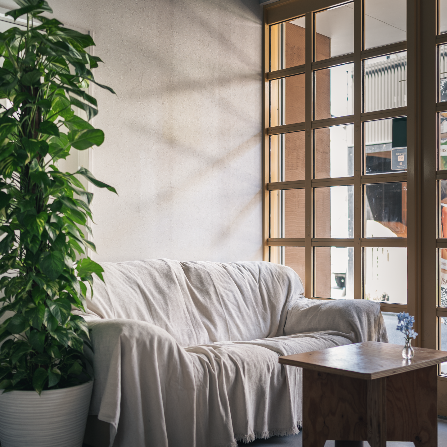 京都・河原町のヘッドスパ専門店「えがおのまんま」祇園四条店の待合写真