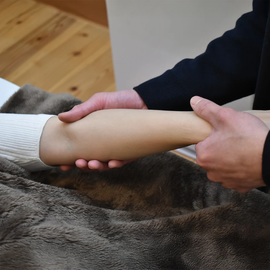 京都の「えがおのまんま」の整体・カイロの施術写真4