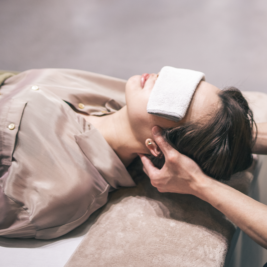 ヘッドマッサージで眠りに