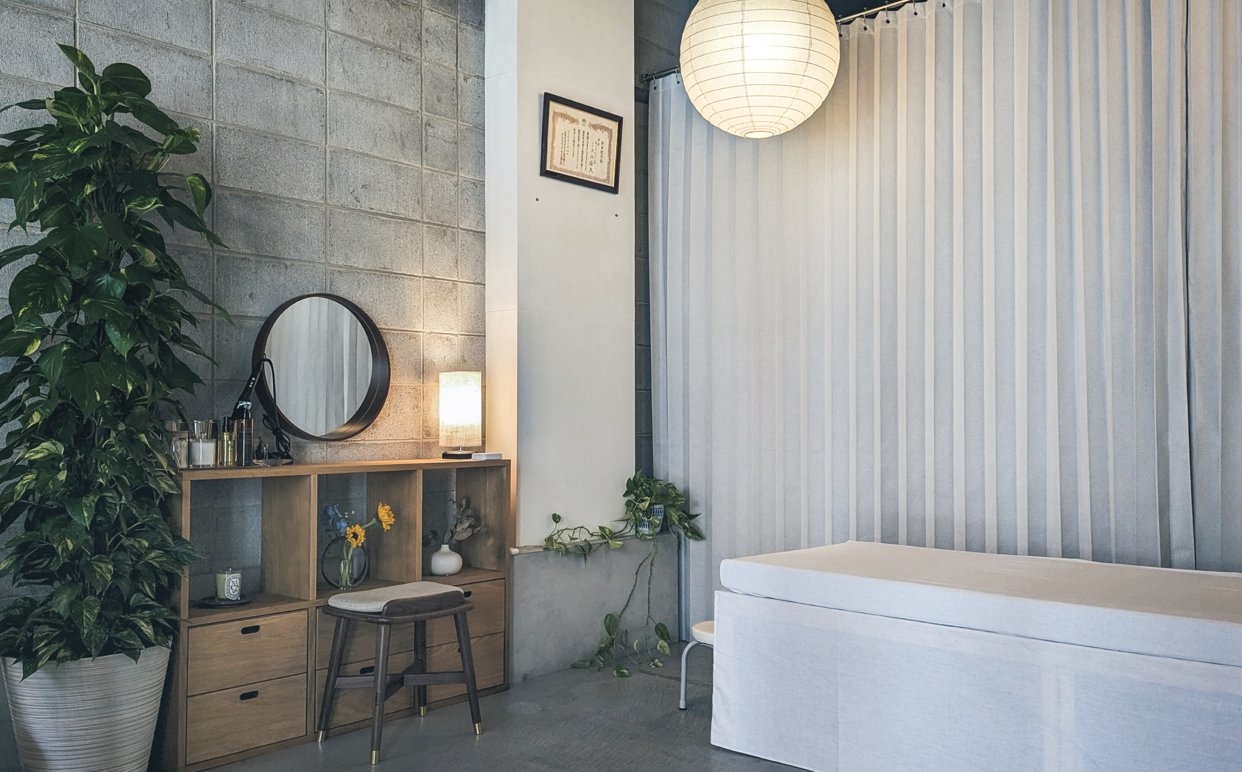 京都のヘッドスパ専門店「えがおのまんま」の店内写真